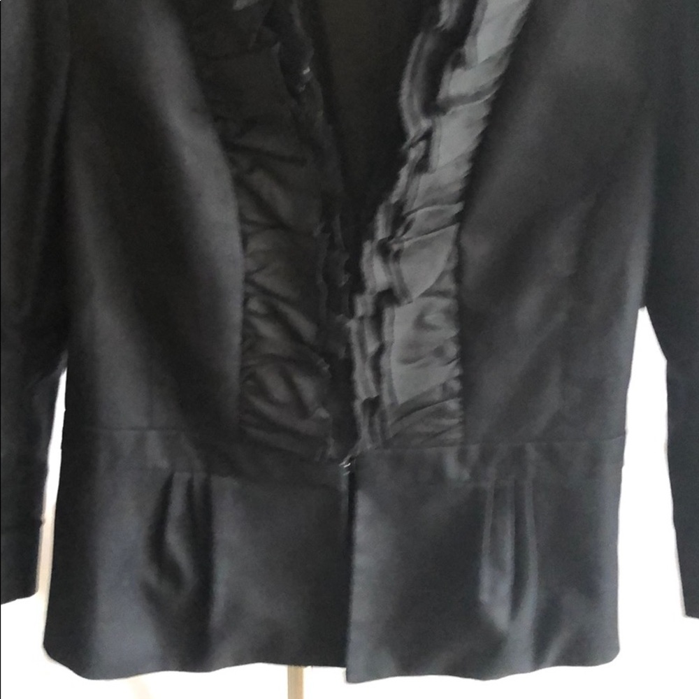 Blazer - Picture 3 of 5